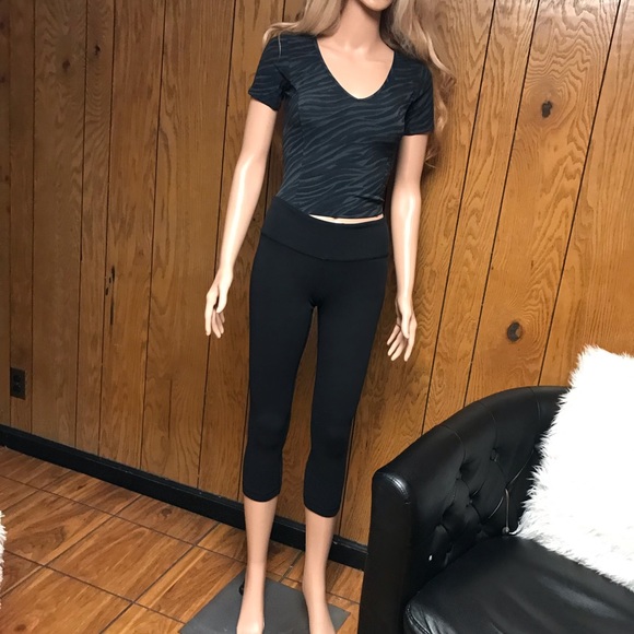 Lululemon" Wunder Under Crop II Full On Luon- Black-Size 4 -Good Condition - Picture 9 of 14